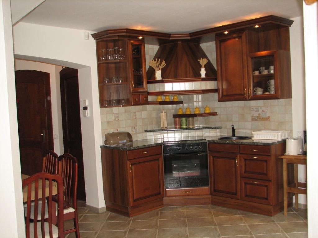 Hajdu Apartman 1. Hajdúszoboszló Δωμάτιο φωτογραφία